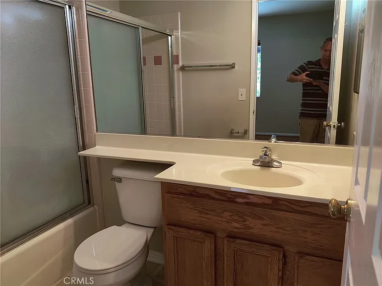 9711 Garibaldi Ave — Photo 14