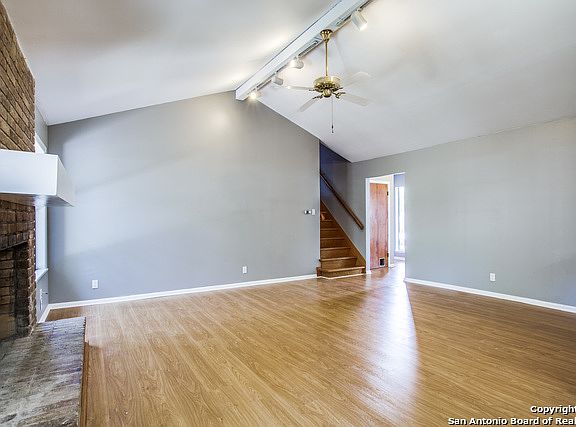 5th image of 5415 Timber Beach St