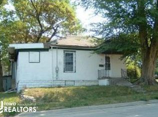 701 N Park Ave, Centerville, IA 52544
