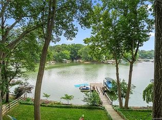 2043 Manila Bay Ln, Tega Cay, SC 29708