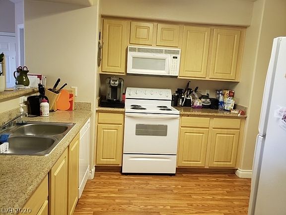 3rd image of 8000 Badura Ave Unit 2050