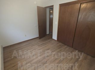 4016 Westover Rd SE #C, Cedar Rapids, IA 52403