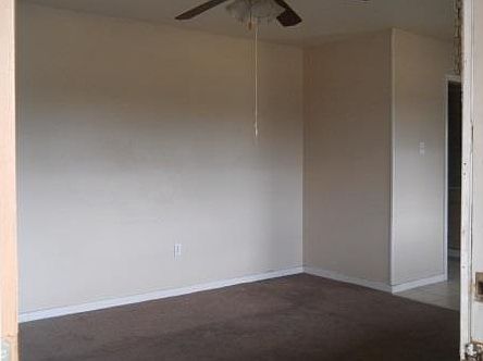 2nd image of 304 Kimberly Dr
