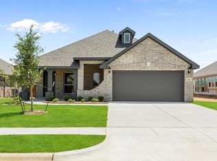 1316 Elk Ridge Dr, Crowley, TX 76036