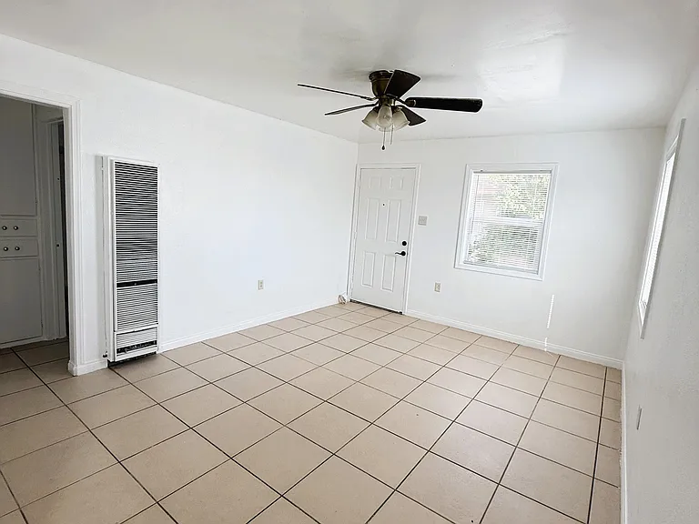1735 W Foothill Blvd #A — Photo 4