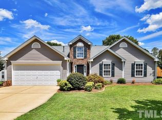 1920 Ashview Dr, Fuquay Varina, NC 27526