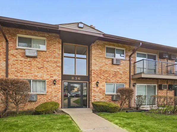 836 E Old Willow Rd APT 209, Prospect Heights, IL 60070