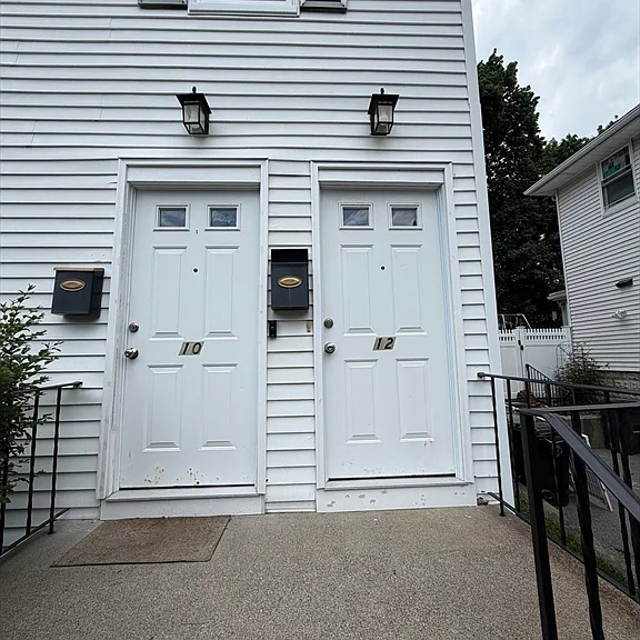 12 Amherst Rd #0 — Photo 4