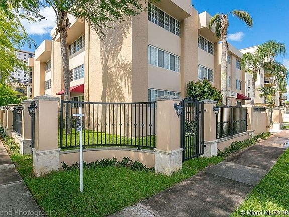 2nd image of 300 Madeira Ave APT 304