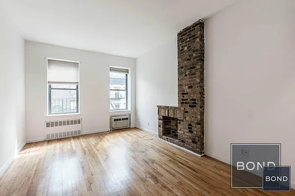 Rented by Bond New York | media 11
