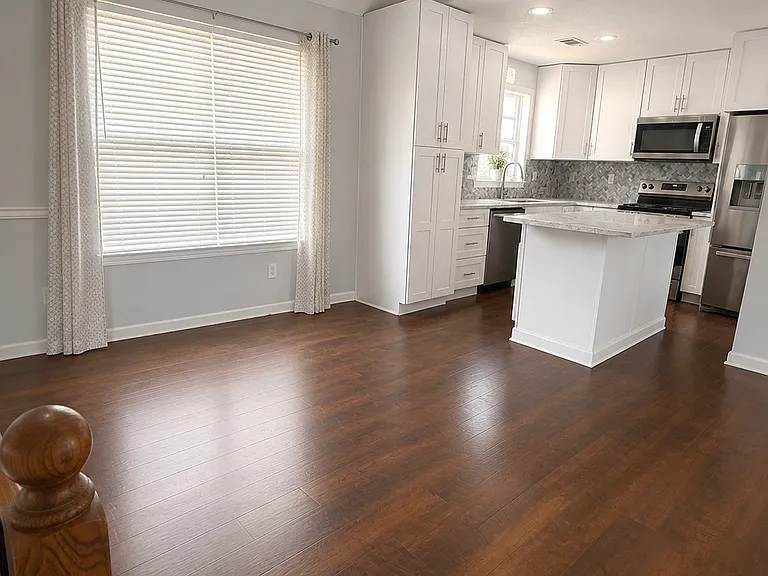 687 Spencer Ct — Photo 5