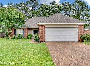 6 Old Bridge Cv, Jackson, MS 39272