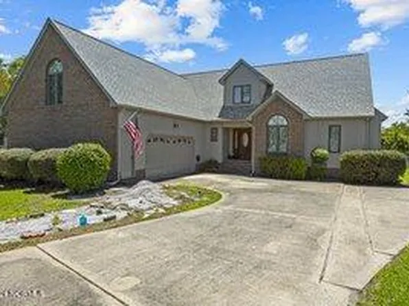 6102 Cutlass Court, New Bern, NC 28560