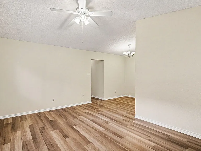 1811 Lipscomb St — Photo 11