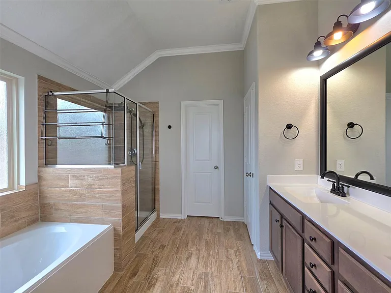 1902 Village Orchard Ln — Photo 17