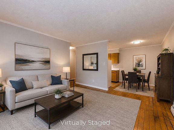 3rd image of 1442 Blackwood St #219