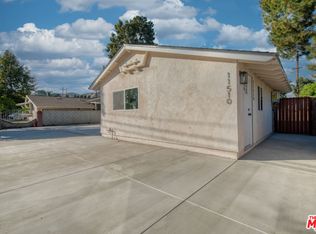 11510 Fenton Ave, Sylmar, CA 91342