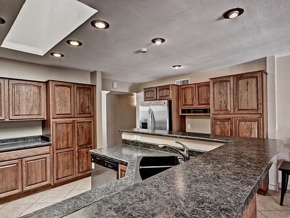 5th image of 4310 E San Gabriel Ave