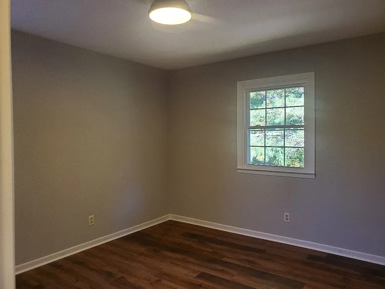 172 Grove St — Photo 10