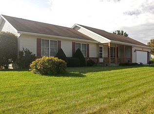 51889 Meadow Knoll Dr, South Bend, IN 46628