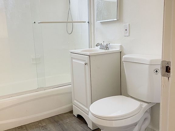 4th image of 625 N Neptune Ave #11355859