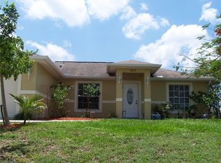 2915 9th St SW, Lehigh Acres, FL 33976