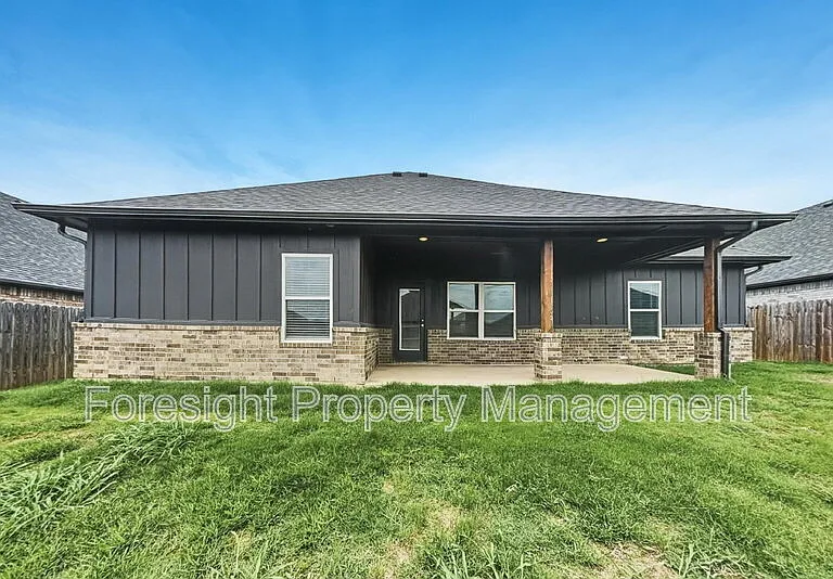 2902 Orchid Dr — Photo 18