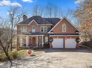 639 S Arch Rock Dr, Sevierville, TN 37876