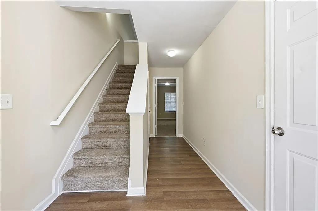 Building Photo - 2335 Meadow Peak Point