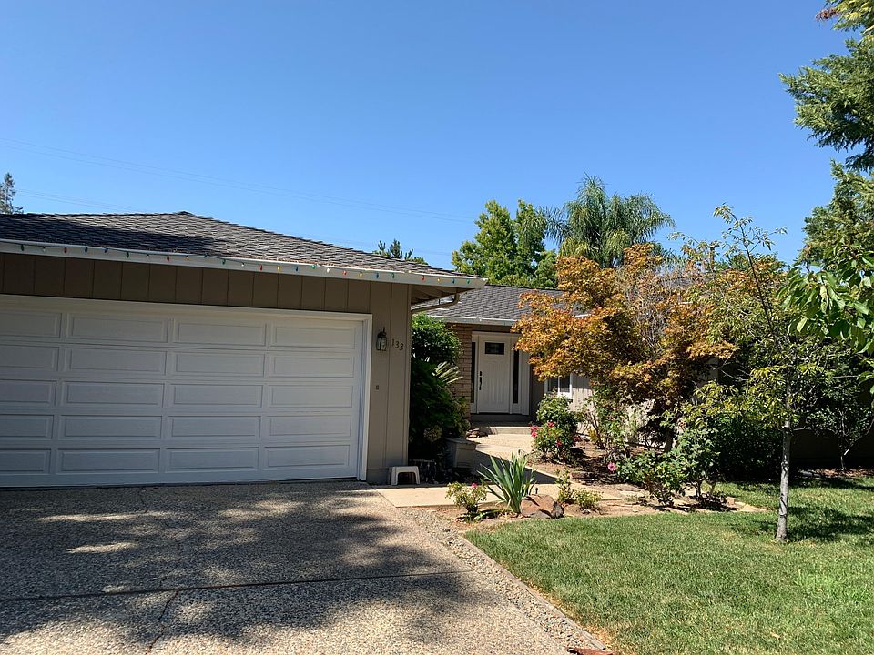 1st image of 133 Lansberry Ct