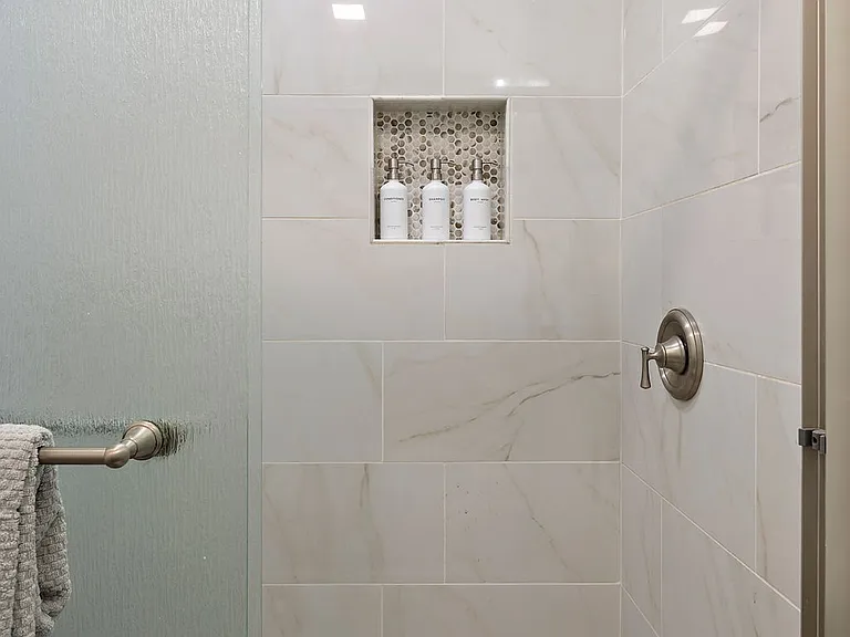 174 Clay St #2 — Photo 15