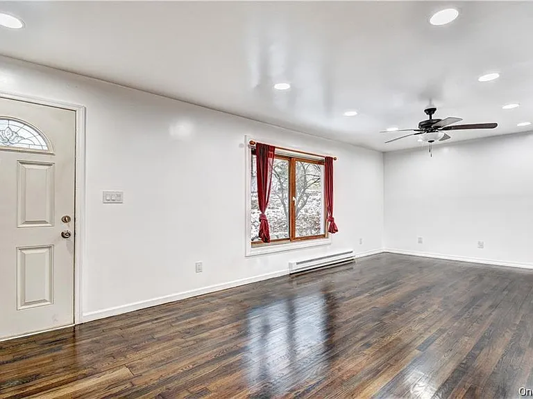 19 Lake Ave — Photo 7