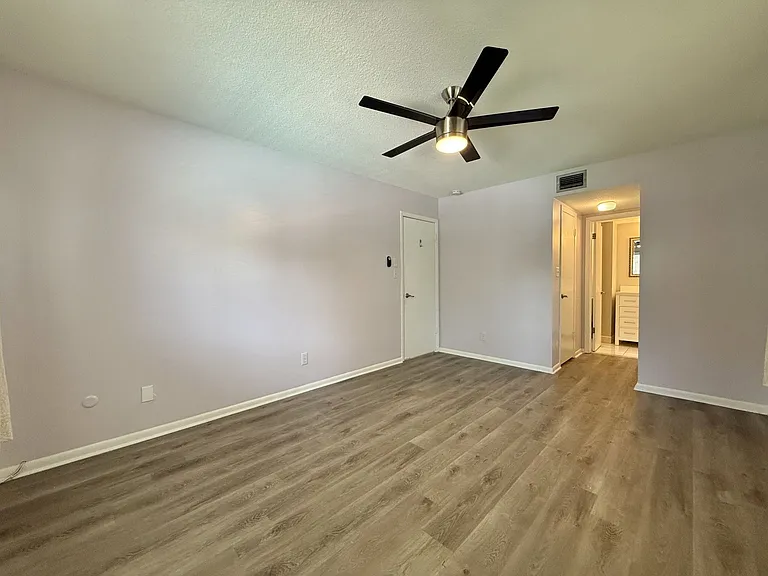 4607 W Fig St #209 — Photo 7