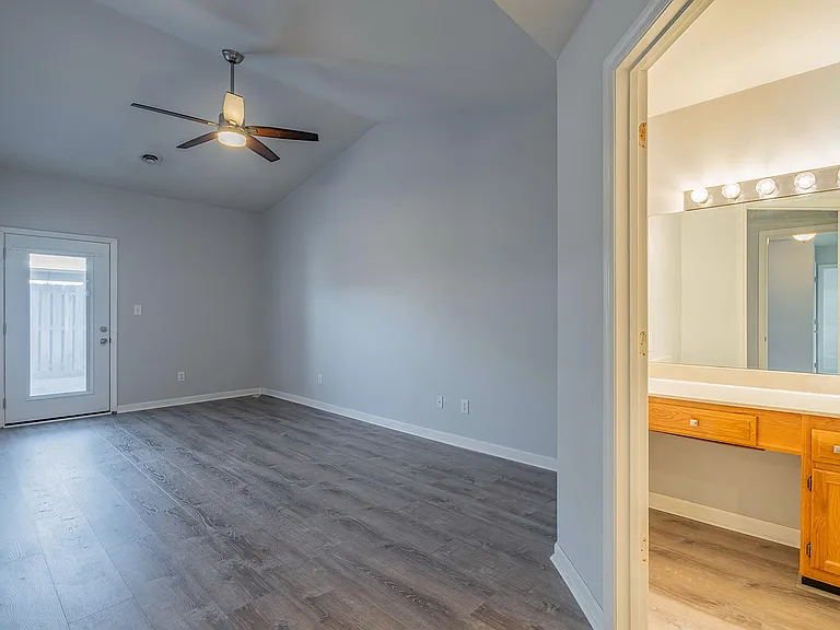 2234 Hickory Manor Way — Photo 25