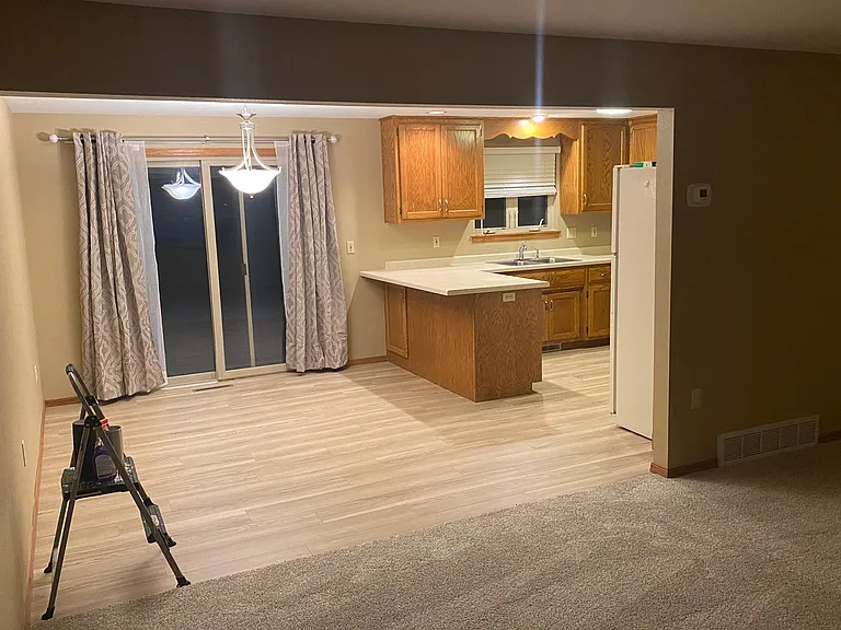 801 Outward Ave — Photo 5