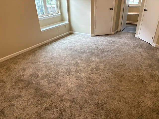 16 Pipers Glen Ct — Photo 8