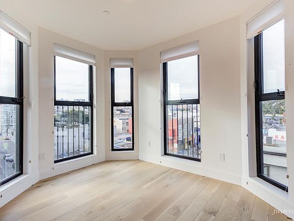 2nd image of 1801 Mission St #3A