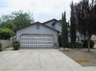 925 W Springville Ave, Porterville, CA 93257