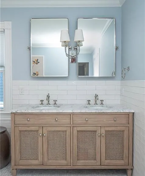 27 Mann Ave — Photo 30