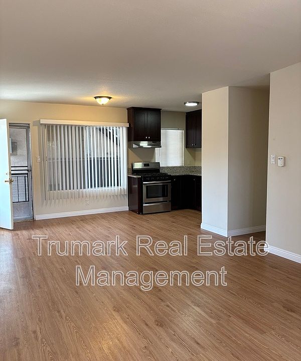 1st image of 1204 E Lexington Dr APT 11