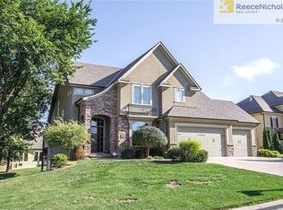 2501 NE Crestview St, Blue Springs, MO 64029