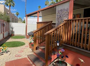 215 Pocahontas St, Palm Springs, CA 92264