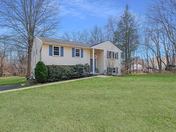 2nd image of 791 Griffiths Rd