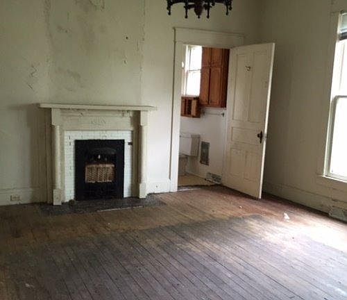 3rd image of 315 Glyndon Ave