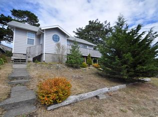 146 5th Ave, Seaside, OR 97138