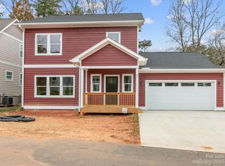 53 Greenwood Fields Dr, Asheville, NC 28804