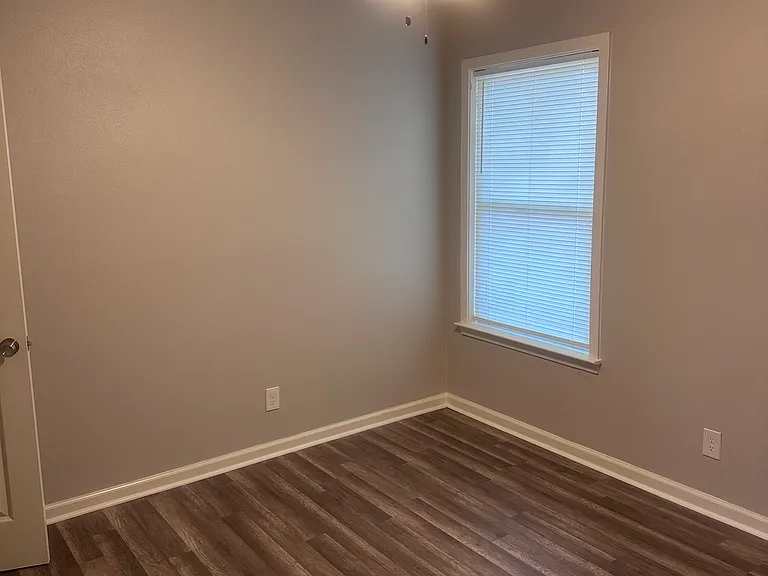 5013 Longview Dr — Photo 15