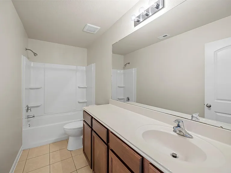 20803 Bastion Settle Dr — Photo 21