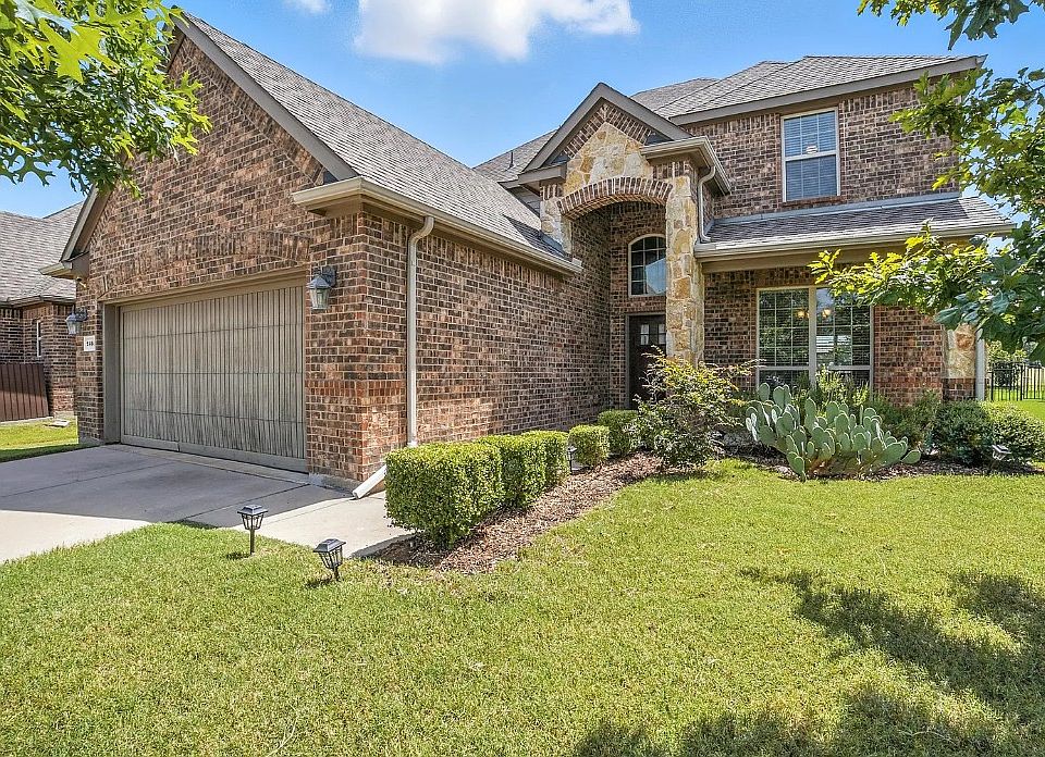 1st image of 2404 Sabine Cir