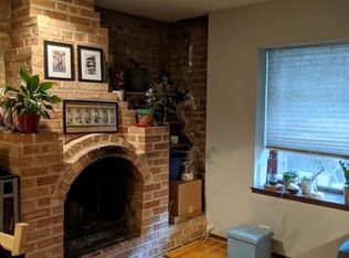 617 W Surf St APT 1R, Chicago, IL 60657
